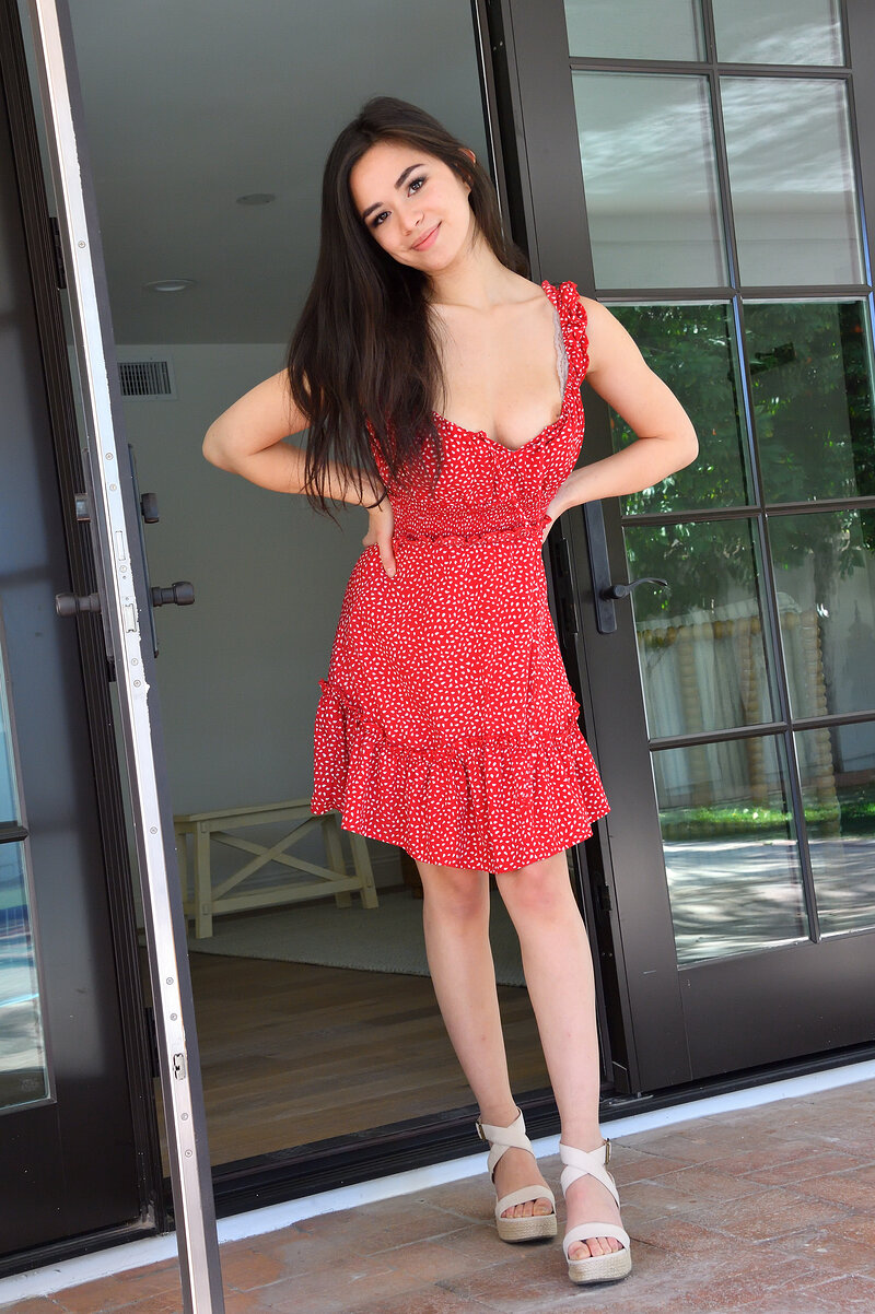 Александра, 21 год, 5 размер груди